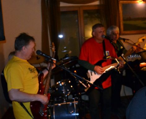 megy_a_buli.jpg megy_a_buli.jpg